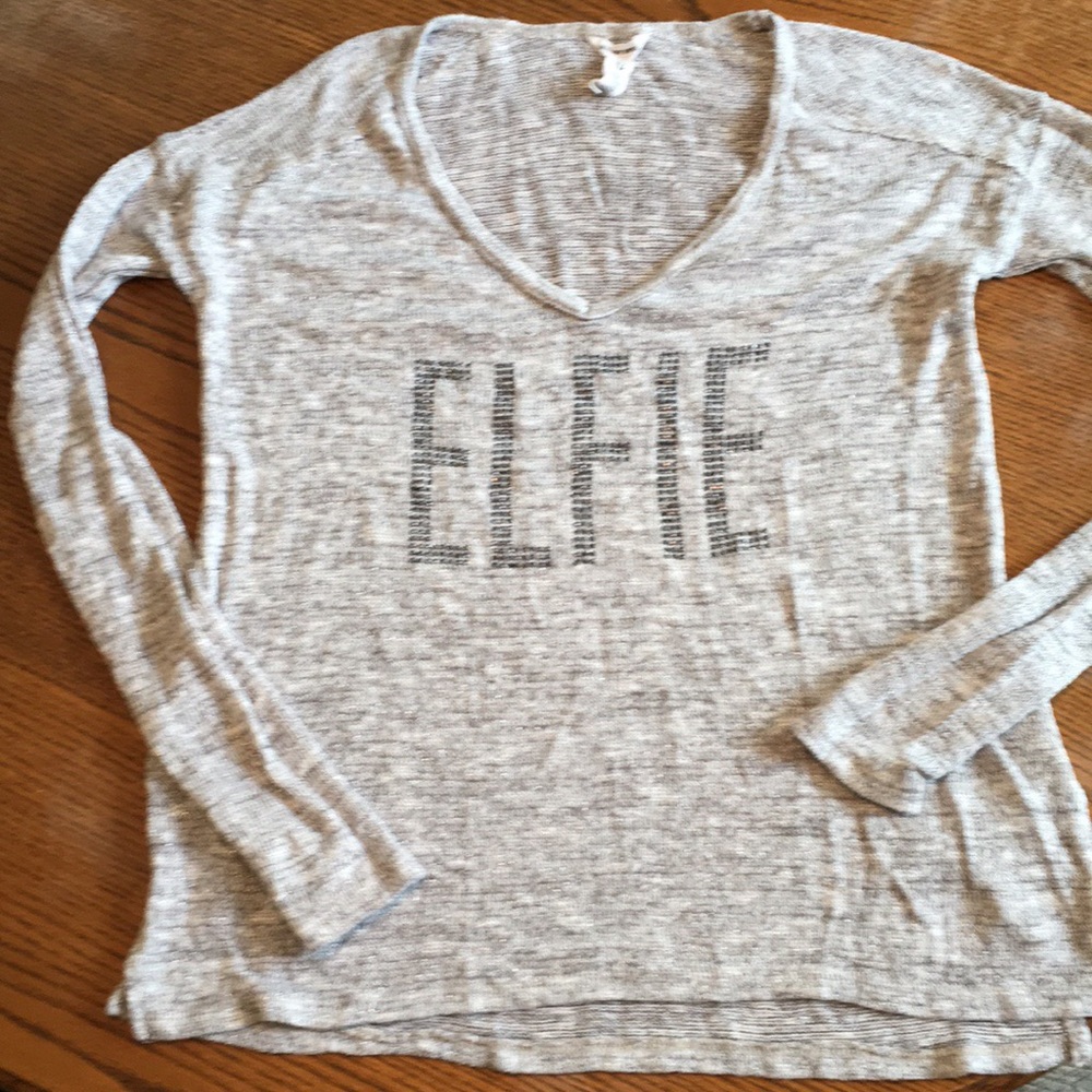 **3 for $20** ELFIE SELFIE!  Sweater. XS.